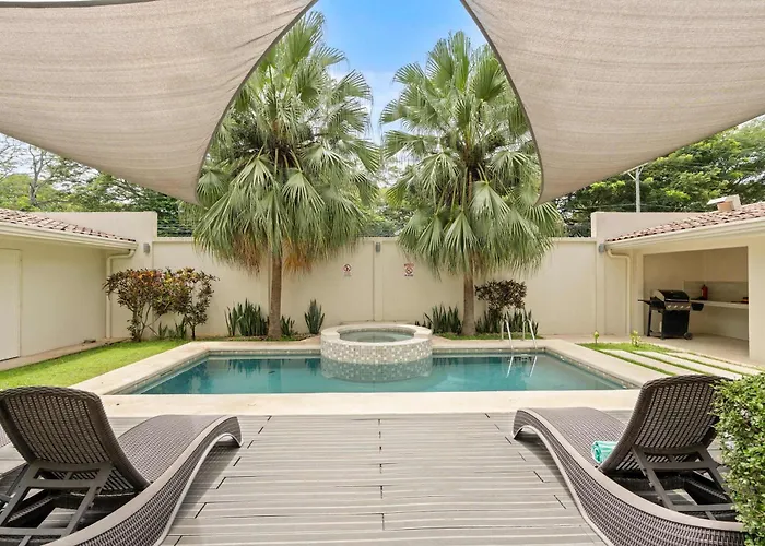 Pool Access, 2-min Walk To Playa Potrero Playa Flamingo