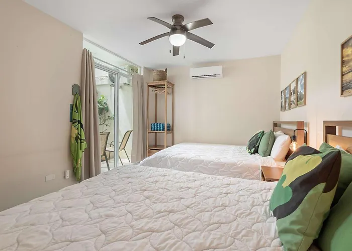 Pool Access, 2-min Walk To Playa Potrero Holiday home
